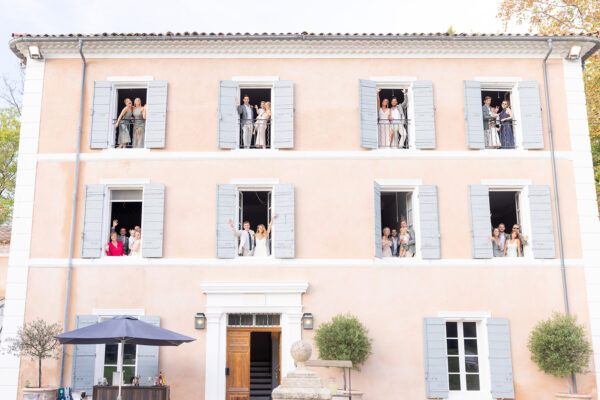 Rosie & Sam - Chateau de la Garde preview